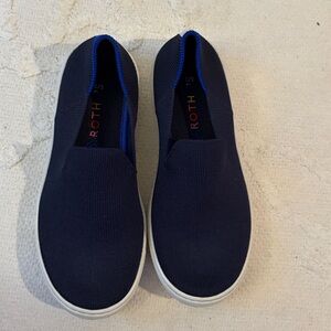 Rothy’s The Kid Sneaker navy size 3